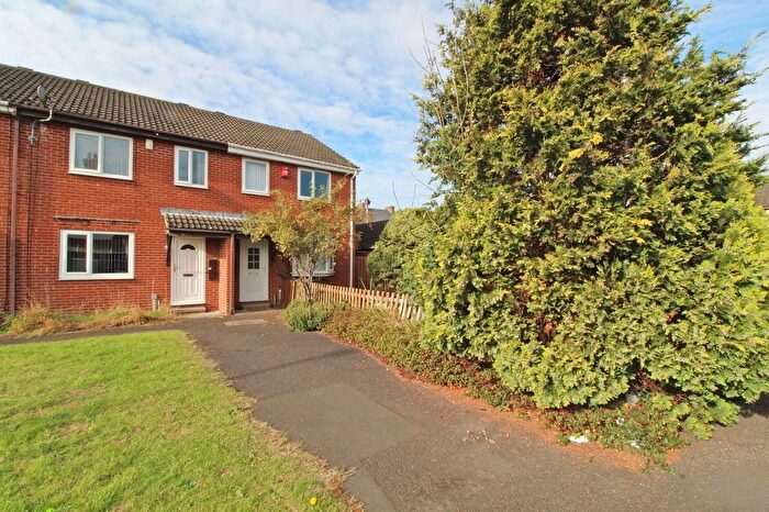 3 Bedroom Terraced House For Sale In Robert Street, Blyth, NE24
