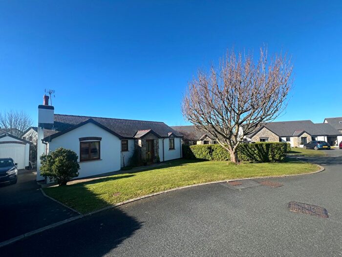 3 Bedroom Bungalow For Sale In Parklands, St. Florence, Tenby, SA70
