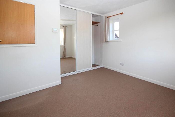 1 Bedroom Terraced House To Rent In Blackthorn, CB4