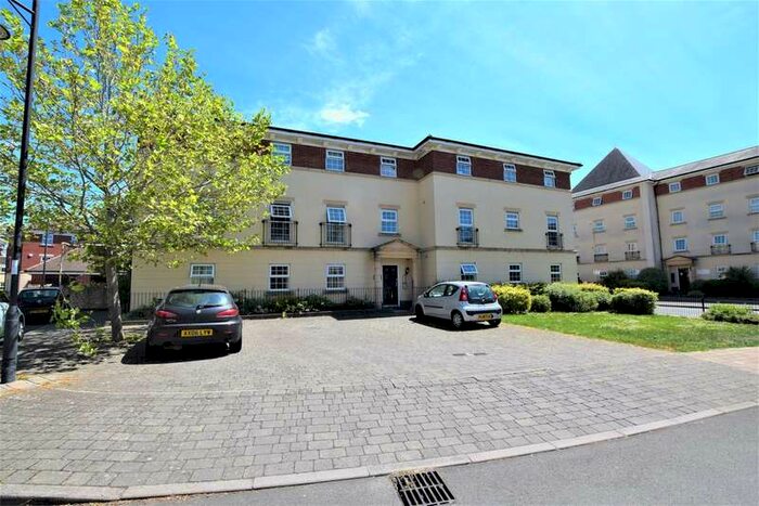 2 Bedroom Flat To Rent In Birkdale Close, Redhouse, SN25