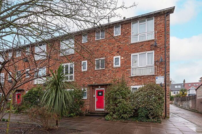 1 Bedroom Flat To Rent In Upper Tulse Hill, Tulse Hill, London, SW2