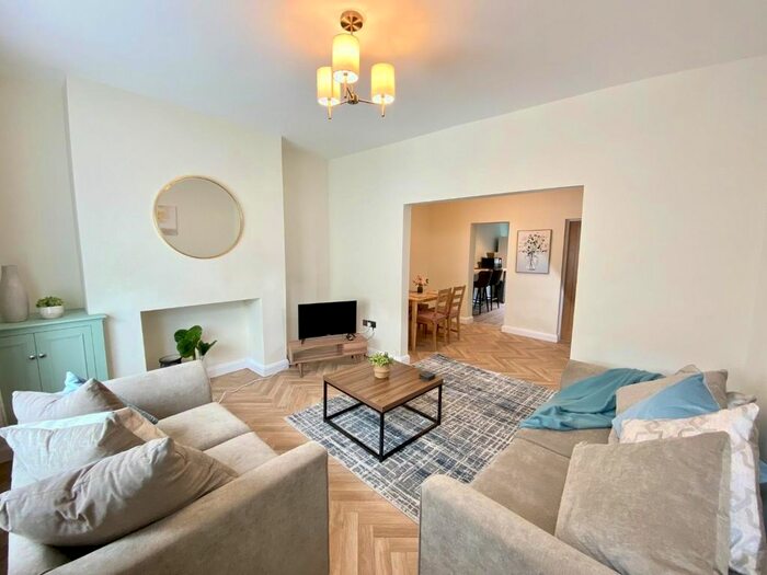 2 Bedroom End Of Terrace House To Rent In Arthur Street, York, YO10