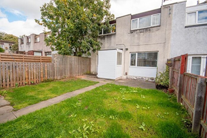 3 Bedroom Terraced House To Rent In Colliston Avenue, Glenrothes, KY7