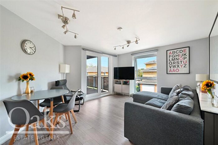 2 Bedroom Apartment For Sale In Manning Gardens, Addiscombe, CR0