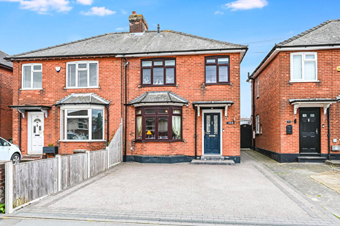 4 Bedroom Semi Detached House For Sale In Coggeshall Road, Braintree, CM7