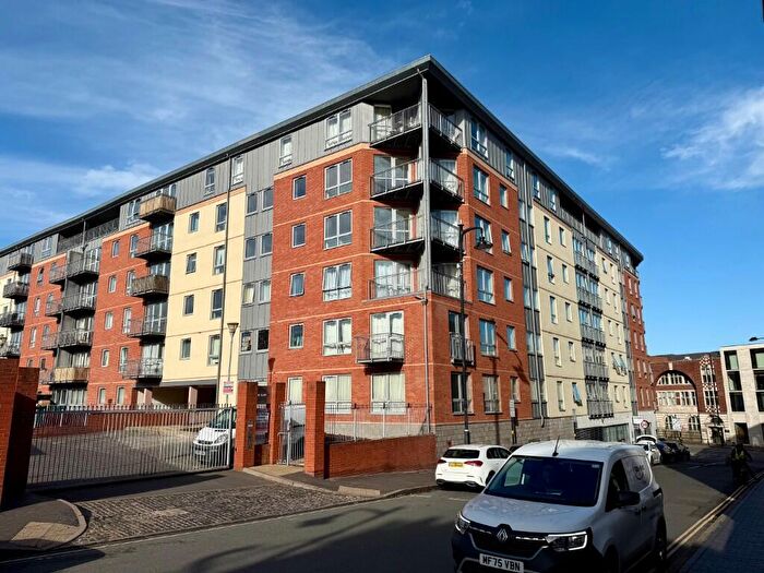2 Bedroom Apartment To Rent In The Quartz, Hall Street, Jewellery Quarter, Birmingham, B18