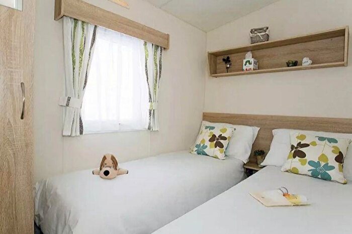 2 Bedroom Caravan For Sale In Seal Bay Resort, Selsey, Chichester, West Sussex, PO20