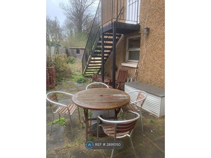 1 Bedroom Flat To Rent In Croydon, Croydon, CR0