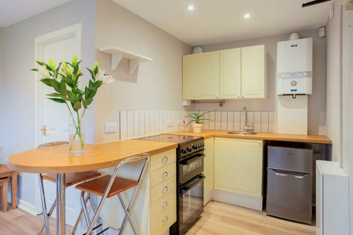 Studio To Rent In Wheatley Road, Forest Hill, Oxford, OX33