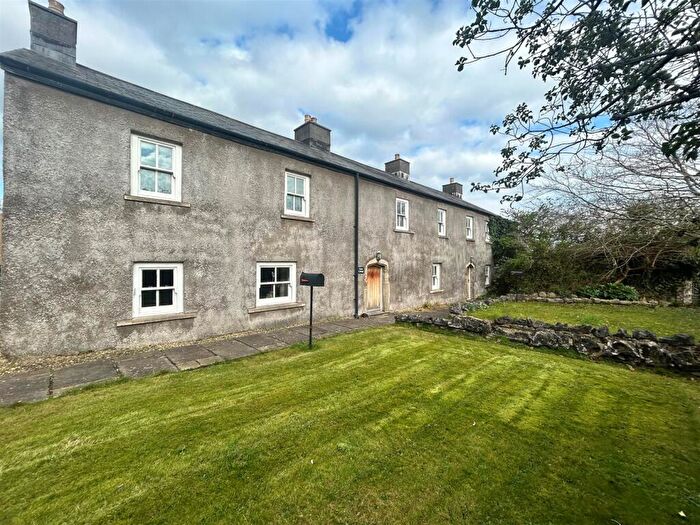 4 Bedroom Semi-Detached House To Rent In Toms Cottage, Pyle Road, Nottage, Porthcawl, CF36