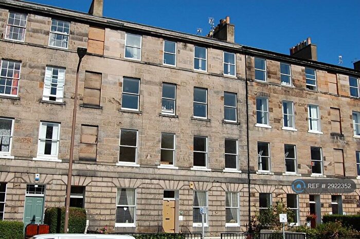 4 Bedroom Flat To Rent In Rankeillor Street, Edinburgh, EH8