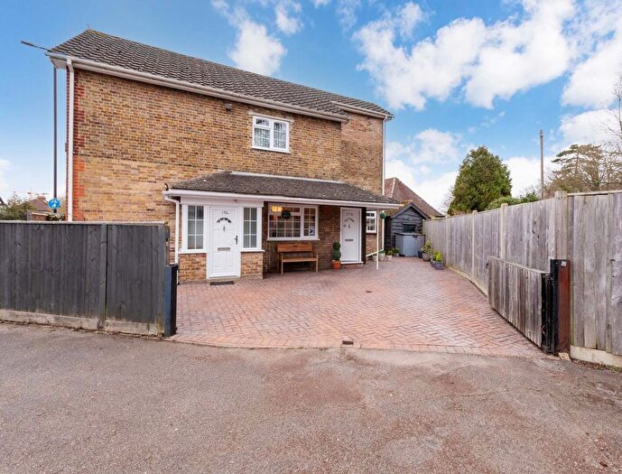 2 Bedroom Maisonette For Sale In Maidenhead Road, Windsor, SL4