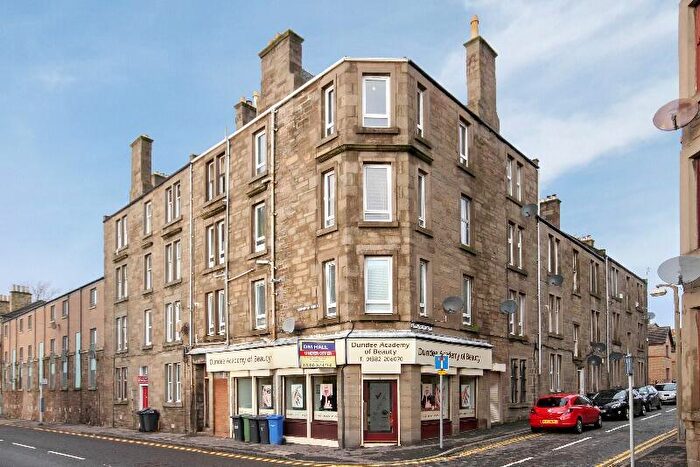 2 Bedroom Flat To Rent In Constitution Street, City Centre, Dundee, DD3