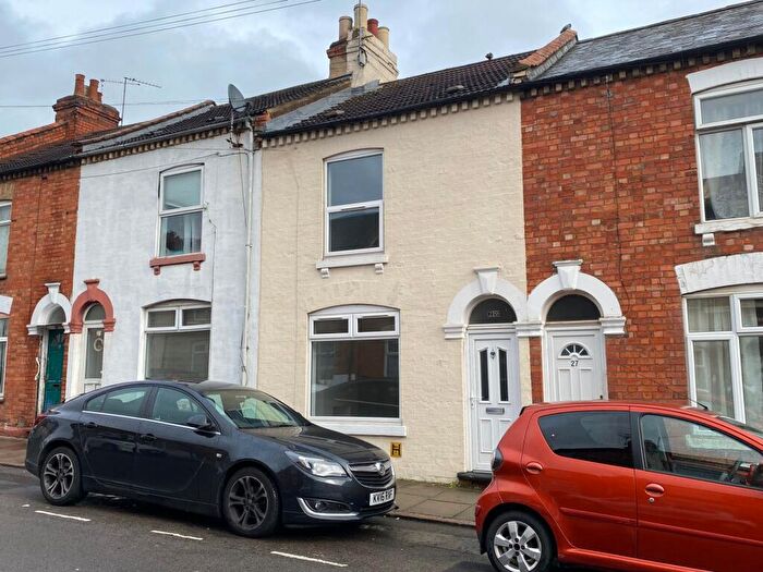 3 Bedroom Terraced House For Sale In Grove Road, Northampton, NN1