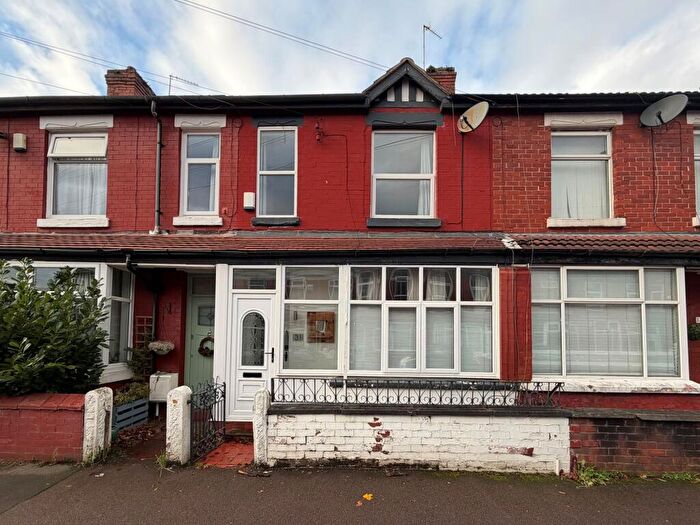 3 Bedroom Terraced House For Sale In Henshaw Street, Stretford, M32