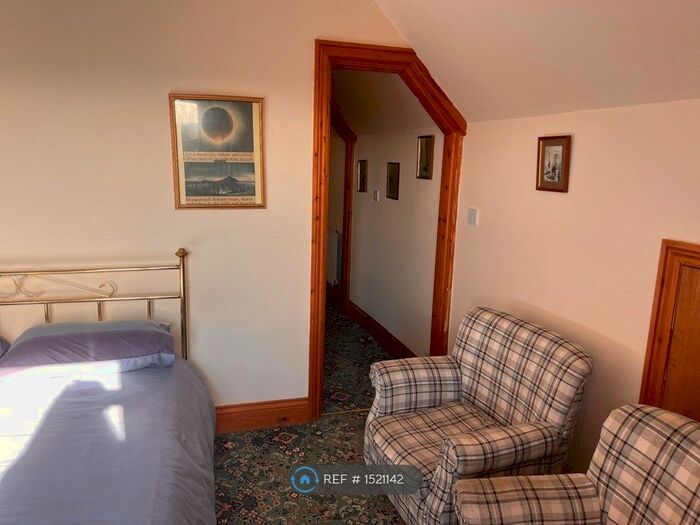 Studio To Rent In Boggle Hole Rd, Whitby, YO22