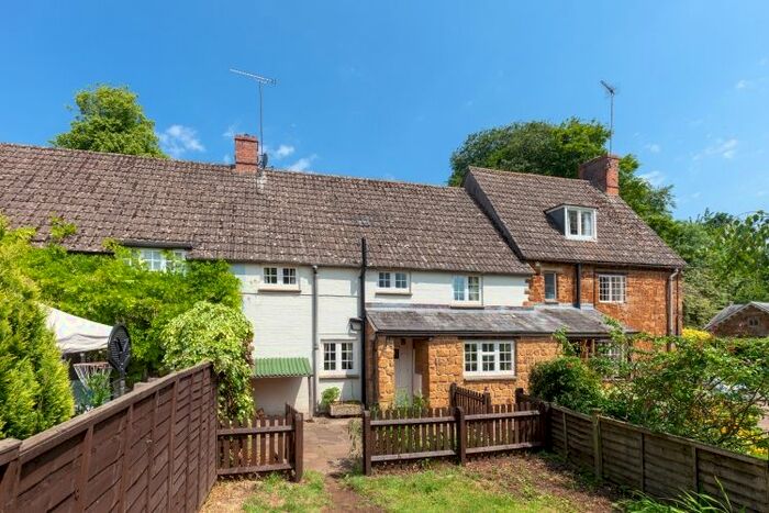 3 Bedroom Cottage To Rent In Mill Lane, Chipping Warden, Banbury, OX17