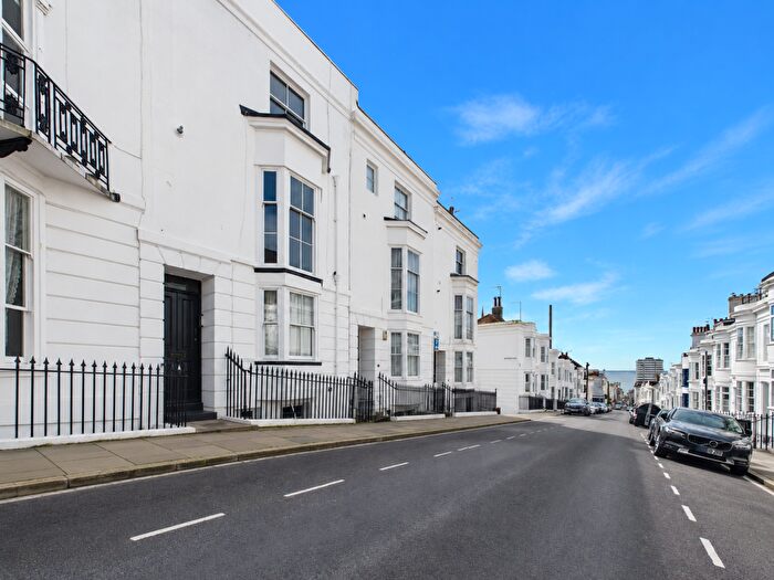 2 Bedroom Flat For Sale In Montpelier Street, Brighton, BN1