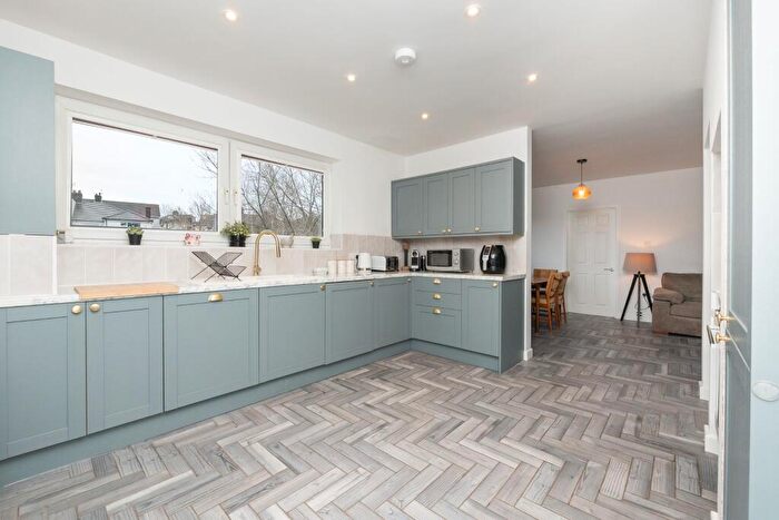 4 Bedroom Semi Detached House For Sale In Courtfield Grove, Fishponds, BS16