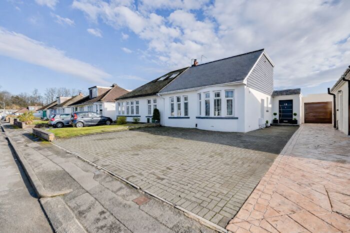 3 Bedroom Semi-Detached Bungalow For Sale In Glas-Y-Pant, Whitchurch, Cardiff, CF14