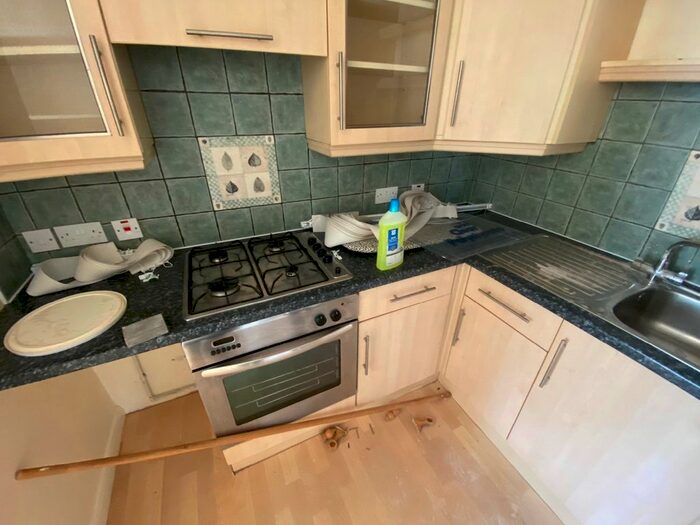 2 Bedroom Flat To Rent In Burton Road, Littleover, Derby, DE23