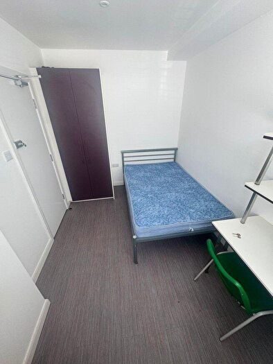 4 Bedroom Flat To Rent In Watford Street, ST4