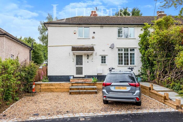 5 Bedroom Semi-Detached House To Rent In The Oval, Guildford, GU2