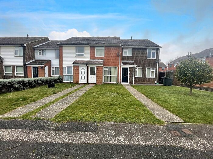 2 Bedroom Terraced House To Rent In Dominie Walk, Lee-On-The-Solent, PO13