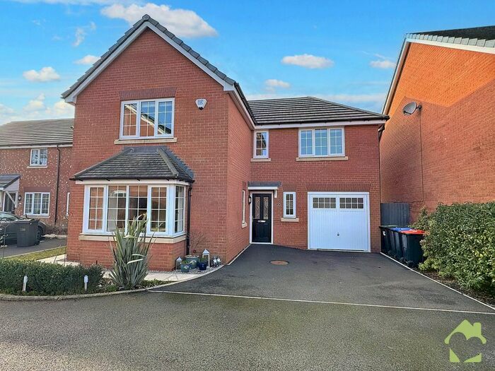 4 Bedroom Detached House For Sale In Linnet Avenue, Barton, Preston, PR3