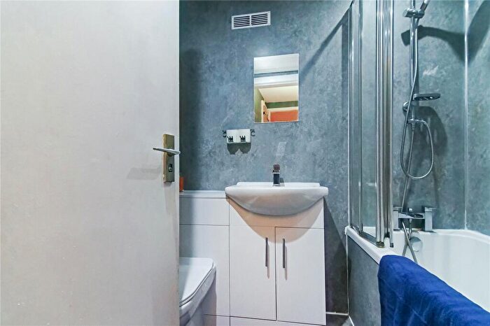 1 Bedroom Flat For Sale In Roebank Street, Dennistoun, Glasgow, G31