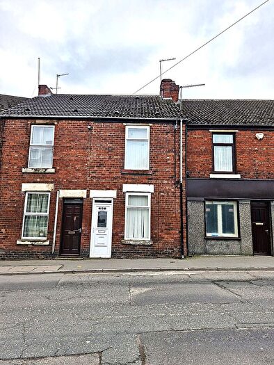 2 Bedroom Terraced House To Rent In Barnsley Road, Pontefract, WF9