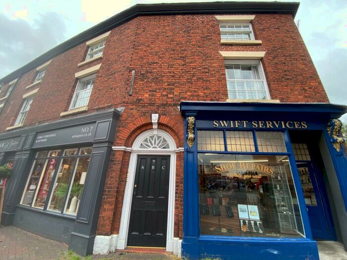 2 Bedroom Flat To Rent In Hightown, Sandbach, CW11