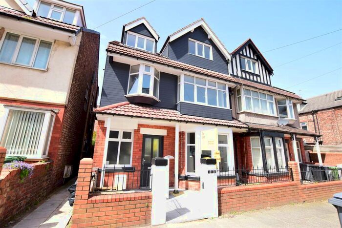 2 Bedroom Flat To Rent In Rowson Street Wallasey, CH45