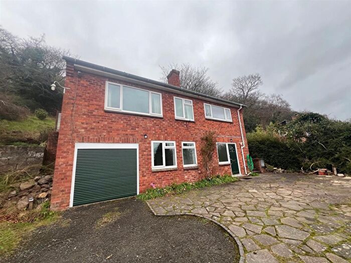 3 Bedroom Detached House To Rent In Holywell Road, Malvern, WR14