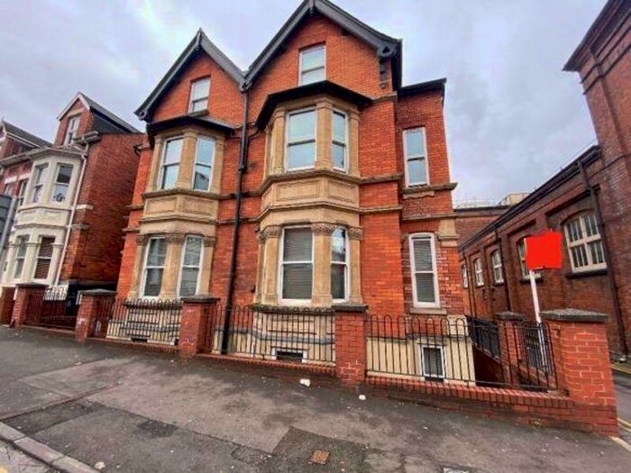 1 Bedroom Flat To Rent In Bedroom Flat To Rent, Milton Road, Town Centre, SN1