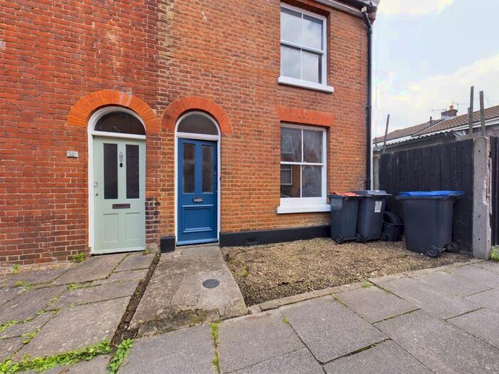 2 Bedroom Terraced House To Rent In Grove Terrace, Canterbury, Kent, CT1
