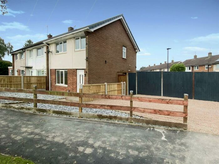 3 Bedroom Semi-Detached House To Rent In Farneworth Road, Mickleover, Derby, DE3