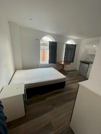Studio To Rent In Cardigan Street, Luton, LU1