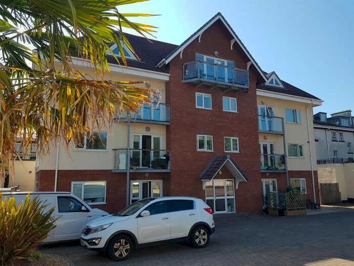 2 Bedroom Flat For Sale In Montpellier Crescent, New Brighton, Wallasey, CH45