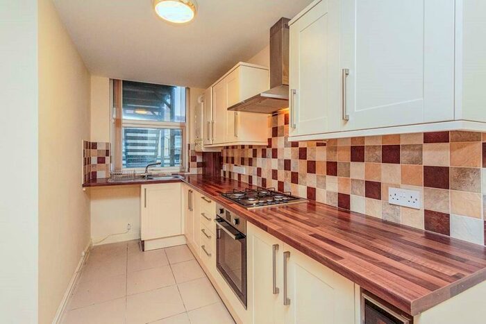 2 Bedroom Apartment To Rent In Red Bank Road, Blackpool, FY2