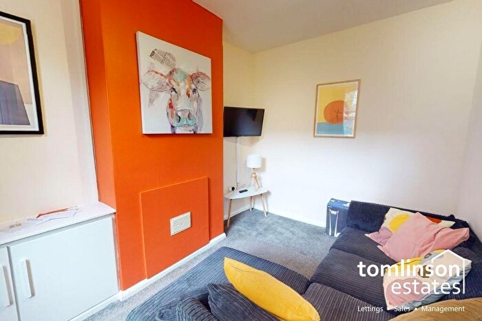 4 Bedroom Terraced House For Sale In Waterloo Promenade, Nottingham, NG7