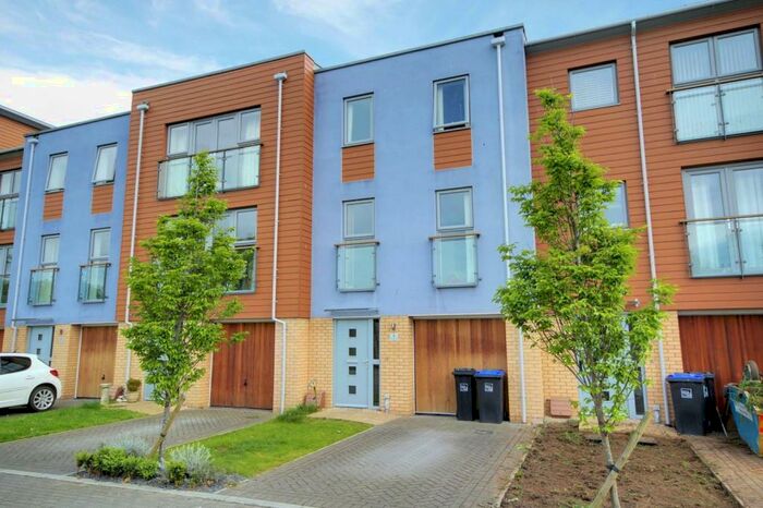 4 Bedroom Terraced House To Rent In Bluebell Way, Goring-by-Sea, Worthing, West Sussex, BN12