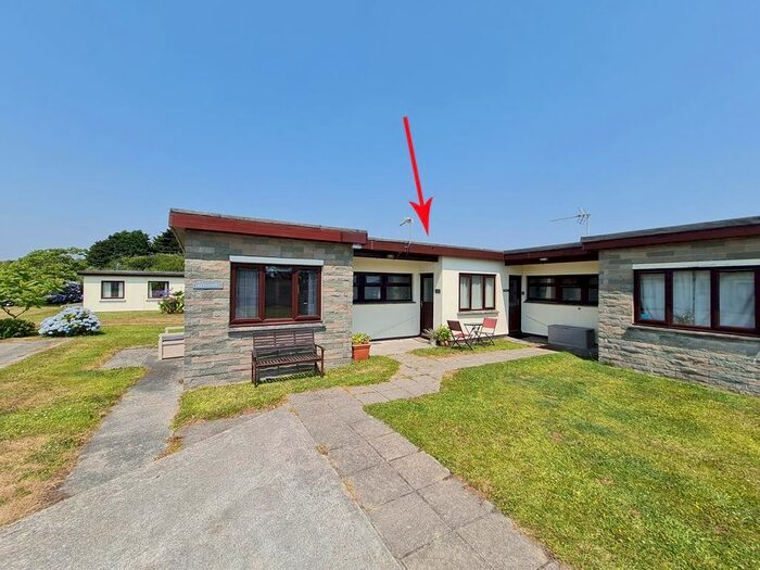 1 Bedroom Chalet For Sale In Predannack, Helston, TR12