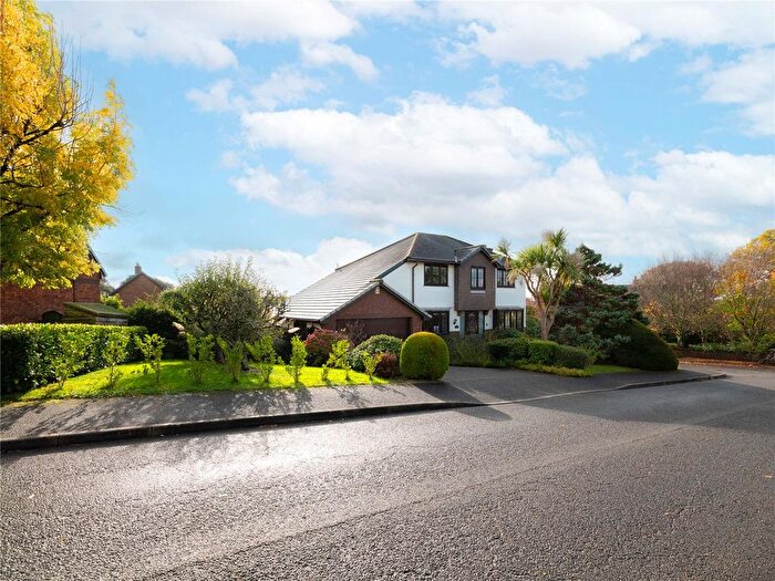 4 Bedroom Detached House For Sale In Knoll Park, Truro, Cornwall, TR1