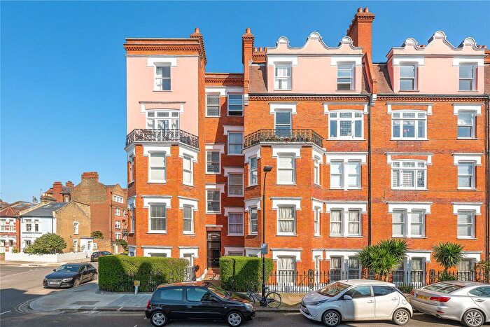 2 Bedroom Flat To Rent In Waldemar Avenue Mansions, Waldemar Avenue, London, SW6
