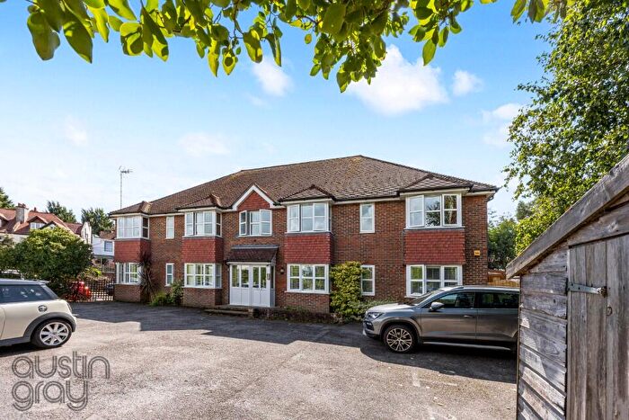 2 Bedroom Flat For Sale In Davigdor Road, Hove, East Sussex, BN3
