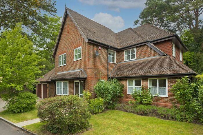 4 Bedroom Detached House To Rent In The Close, St Pauls Road, GU22