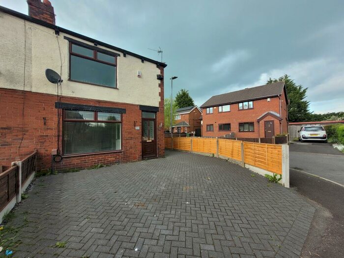 3 Bedroom Semi-Detached House To Rent In Brock Avenue, Bolton, BL2