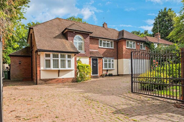 4 Bedroom Detached House For Sale In Northwood, HA6