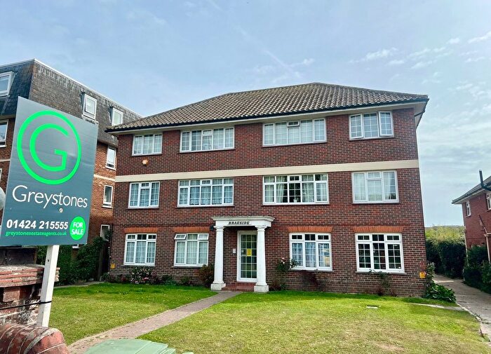 2 Bedroom Flat For Sale In Collington Avenue, Bexhill On Sea, TN39
